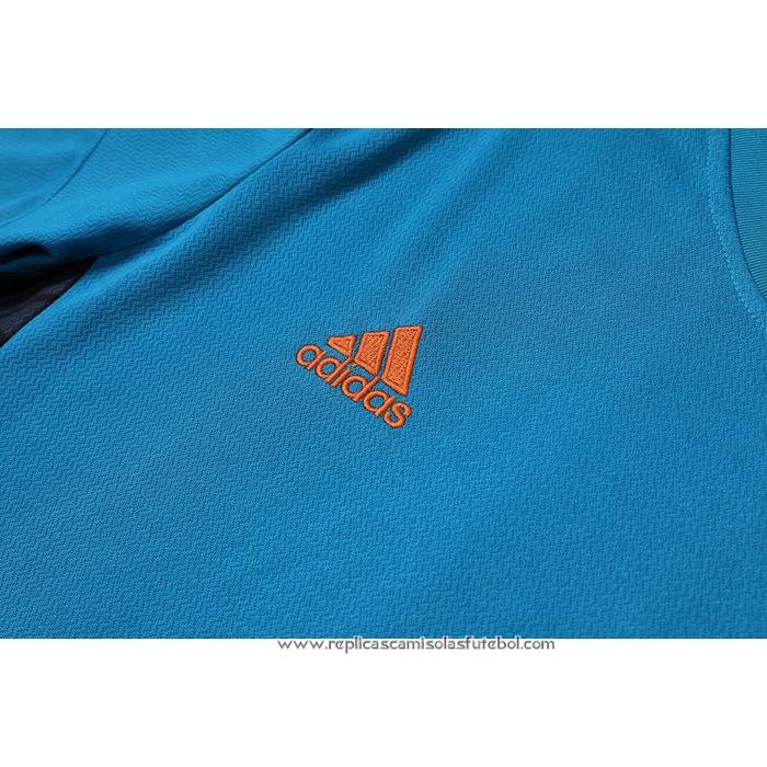 Fato de Treino
 Manchester United 2022-2023 Manga Curta
 Azul
 - Calcas Curta
